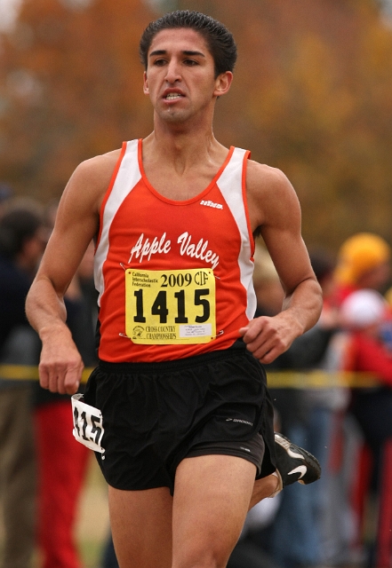 2009 CIF XC Boys D3-079.JPG - 2009 California CIF Cross Country Championships, Woodward Park, Fresno, California